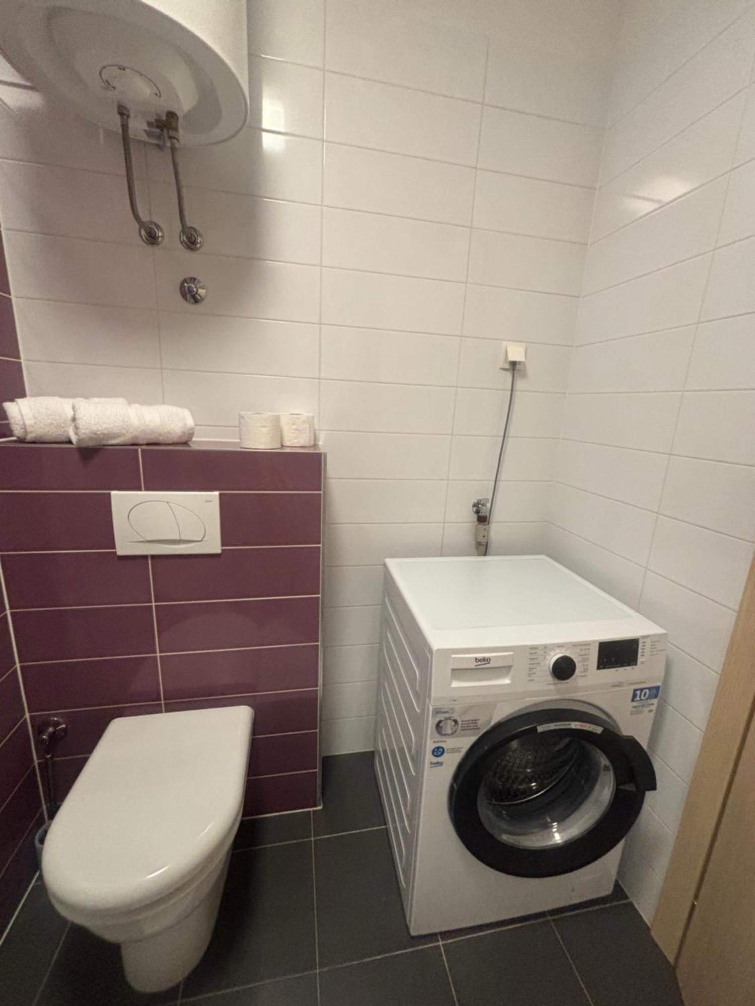 Apartment Dalmatinos Split Znjan Exteriör bild