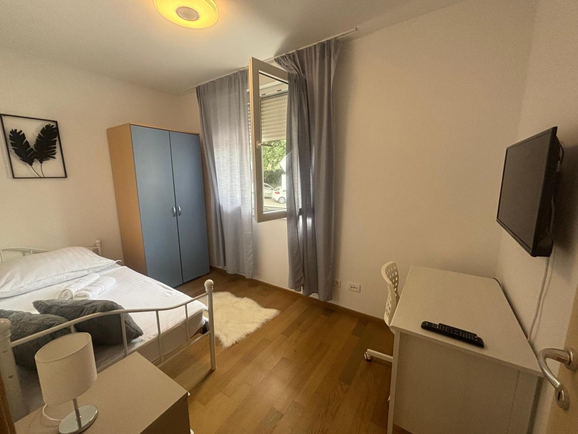Apartment Dalmatinos Split Znjan Exteriör bild